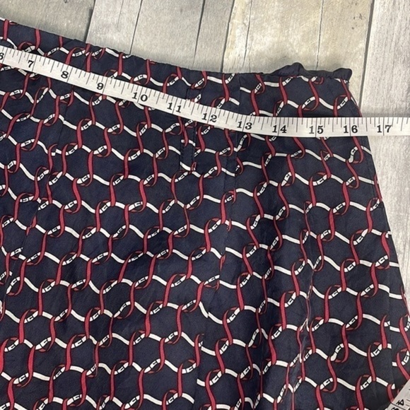 TALBOTS 100% pure silk a-line midi skirt. Blue, red & white. Belt loops. Size 8 - Picture 9 of 12